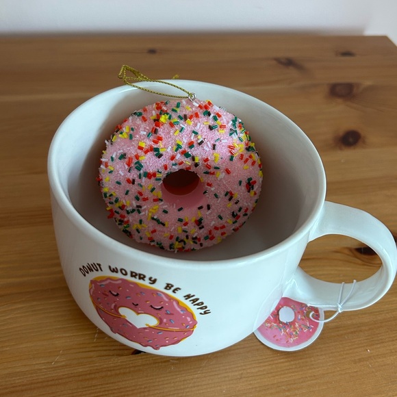 Sweet Treat Mug & Ornament $5 Add On - Picture 11 of 12